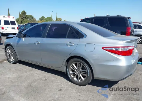 2015 Toyota Camry Se z USA, uszkodzony, nr VIN 4T1BF1FK5FU094010